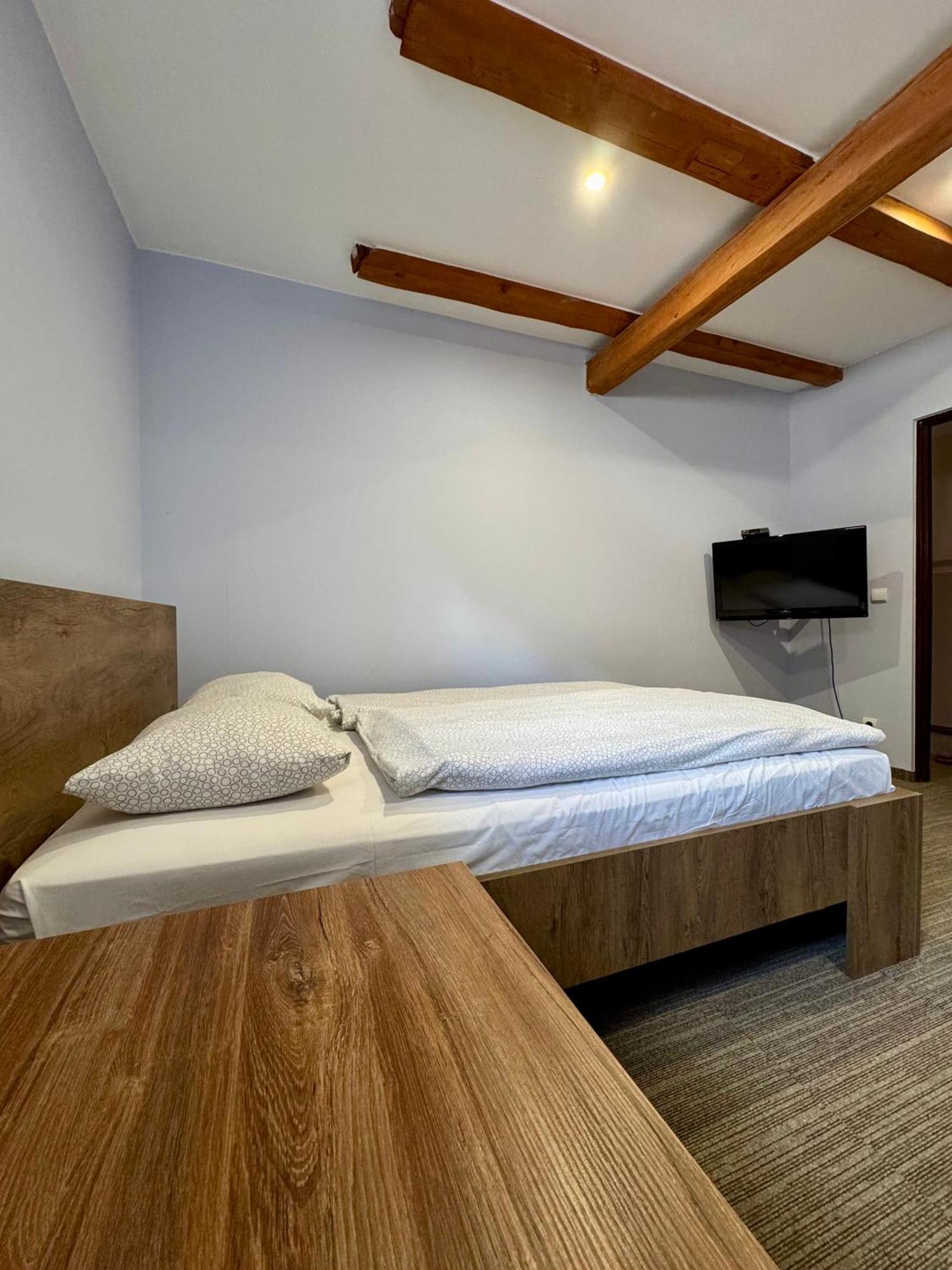 Restauracja Ibiza Aparthotel Ludwikowice Kłodzkie Εξωτερικό φωτογραφία
