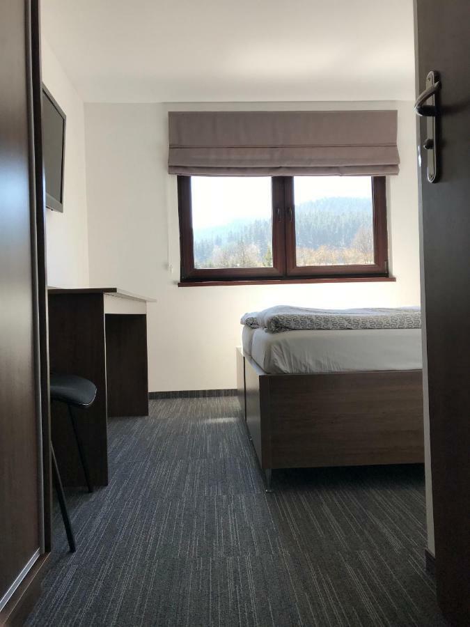 Restauracja Ibiza Aparthotel Ludwikowice Kłodzkie Εξωτερικό φωτογραφία